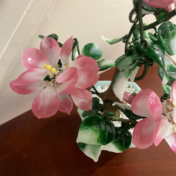 Vintage jade Flower Tree in Celadon Green Pot - Picture 3 of 4